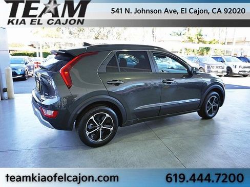 New 2026 Kia Niro EX image 9