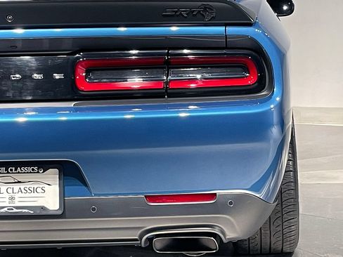 Used 2023 Dodge Challenger SRT Hellcat w/ Driver Convenience Group RWD image 8