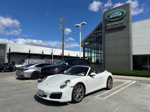 Used 2017 Porsche 911 Carrera RWD image 6