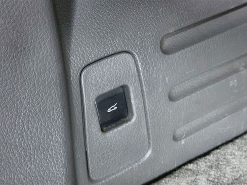 Used 2014 Ford Edge Limited w/ Equipment Group 301A FWD image 30