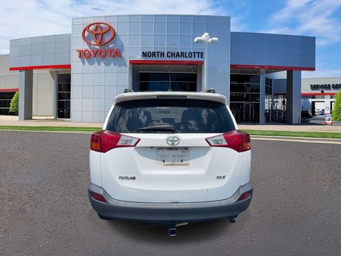 Used 2014 Toyota RAV4 XLE FWD image 5