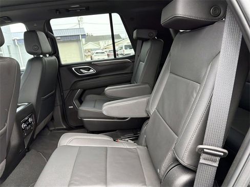 Used 2024 Chevrolet Tahoe Z71 image 12
