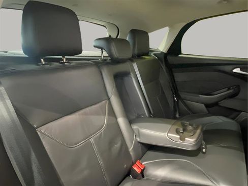 Used 2017 Ford Focus Titanium w/ Titanium Technology Package FWD image 21