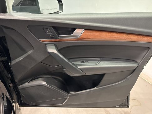 Used 2021 Audi Q5 2.0T Premium image 37