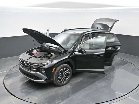 Certified 2025 Hyundai Tucson Limited image 39