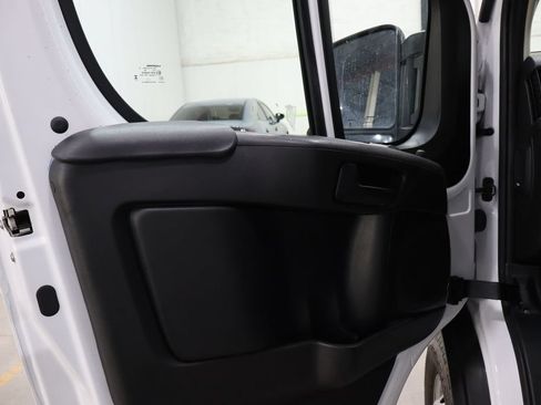 Used 2023 RAM ProMaster 2500 FWD image 14
