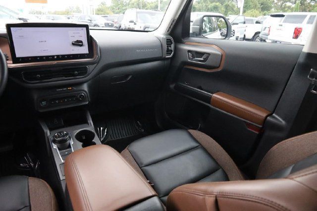 Used 2025 Ford Bronco Sport Outer Banks w/ Outer Banks Tech Package+ AWD/4WD image 25