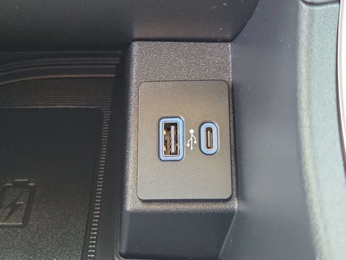 Used 2024 Ford Edge SEL w/ Convenience Package AWD/4WD image 31