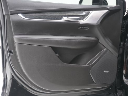 Used 2022 Cadillac XT5 Premium Luxury w/ Technology Package image 13