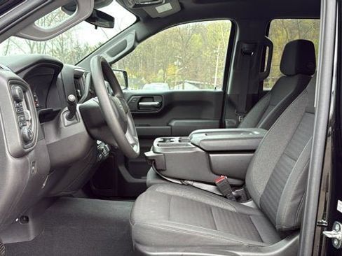 Used 2023 Chevrolet Silverado 1500 Custom Trail Boss w/ LPO, Dark Essentials Package AWD/4WD image 13