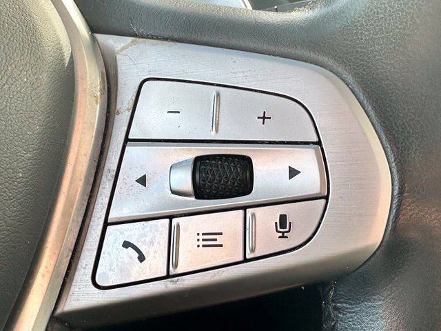 Used 2020 BMW X7 xDrive40i w/ Premium Package AWD/4WD image 16