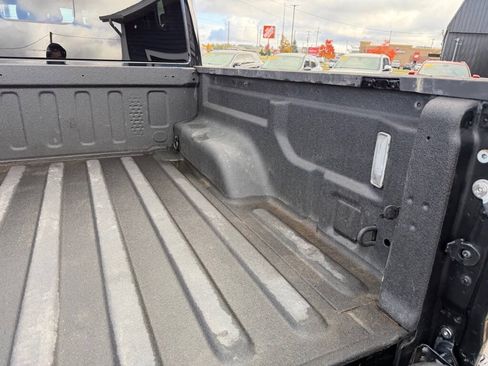 Used 2021 Jeep Gladiator Rubicon w/ Dual Top Group AWD/4WD image 48