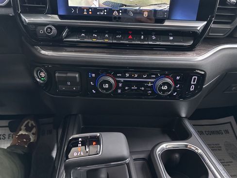 New 2026 Chevrolet Silverado 1500 LTZ w/ LTZ Premium Package image 40