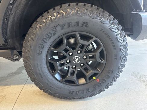 New 2026 Ford Bronco Badlands image 30