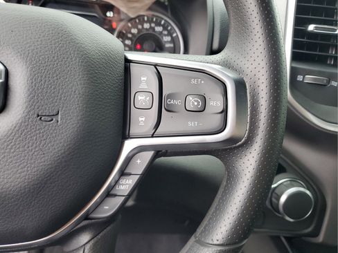 New 2026 RAM 1500 Express AWD/4WD image 29