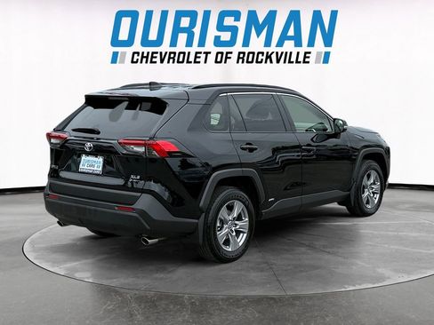 Used 2025 Toyota RAV4 XLE w/ Convenience Package AWD/4WD image 6