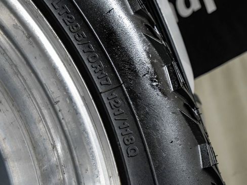 Used 2020 Ford F350 Lariat w/ Lariat Value Package image 56