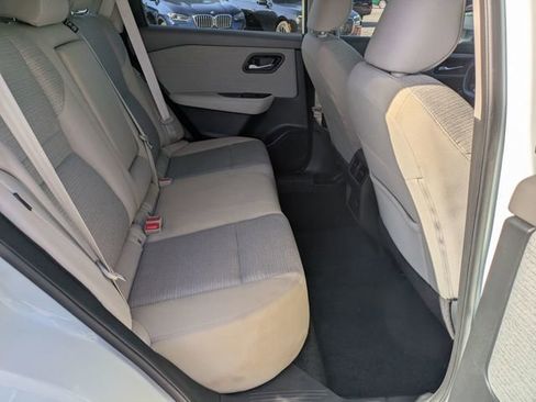 Certified 2023 Nissan Rogue SV FWD image 24