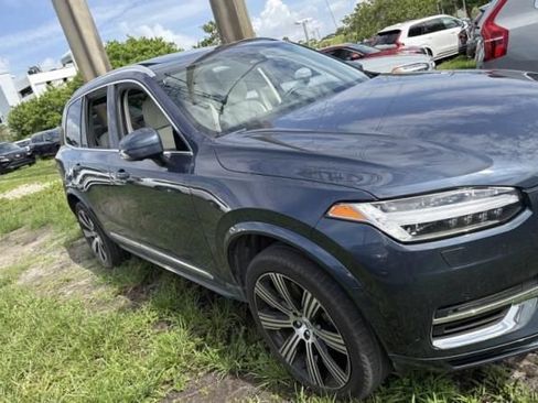 Used 2025 Volvo XC90 T8 Plus w/ Protection Package Premier AWD/4WD image 1