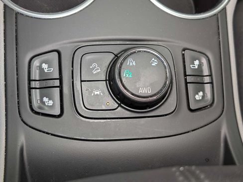 Used 2021 GMC Terrain SLT w/ Infotainment Package II AWD/4WD image 29