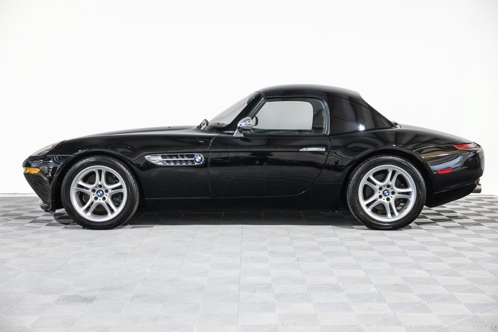 Used 2002 BMW Z8 RWD image 19