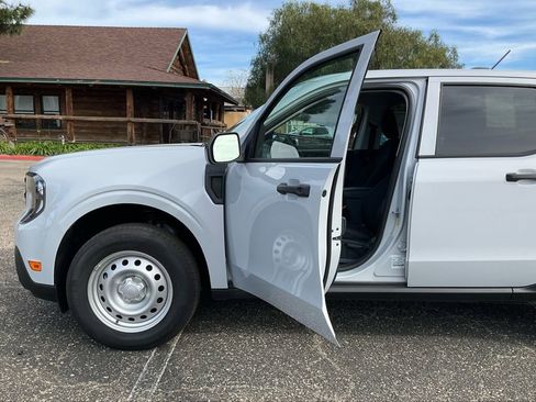 New 2026 Ford Maverick XL image 44