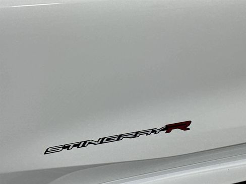 Used 2023 Chevrolet Corvette Stingray Premium Conv image 10