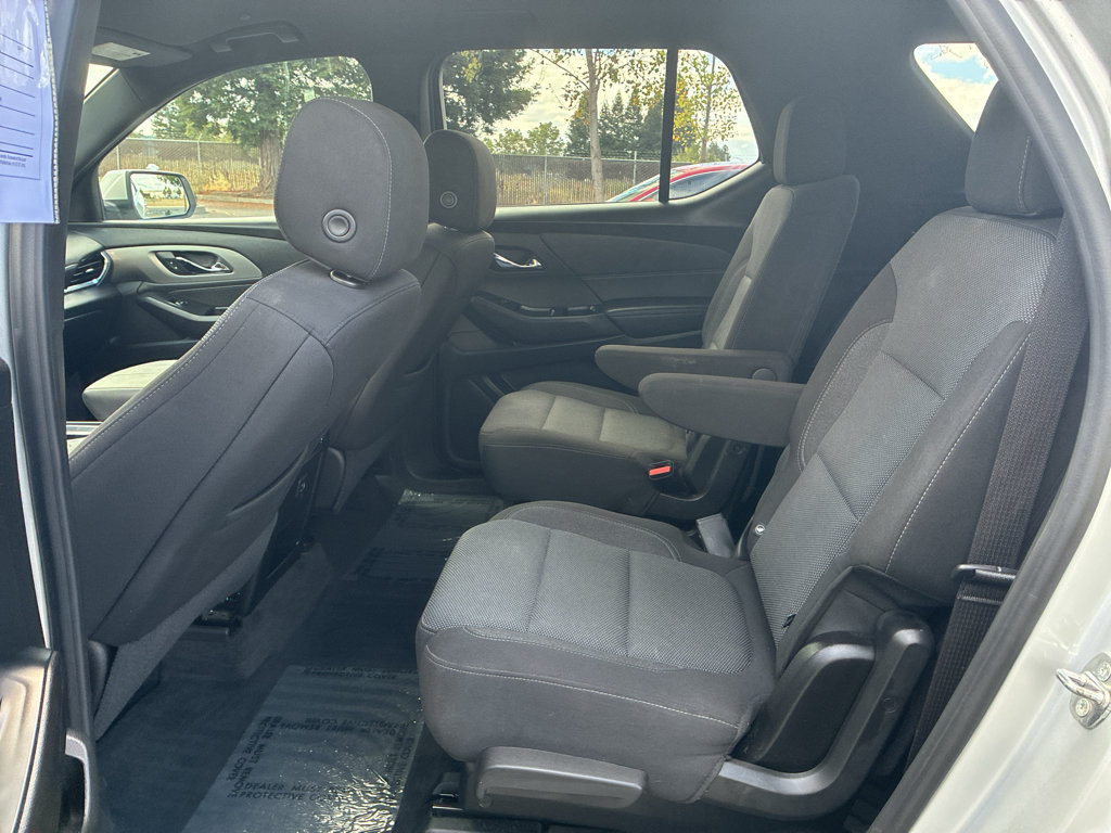 Used 2022 Chevrolet Traverse LT AWD/4WD image 42
