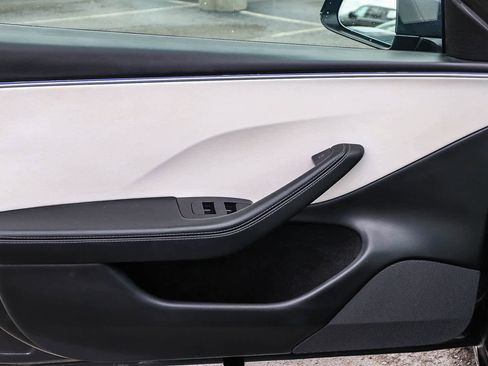 Used 2024 Tesla Model 3 Standard Range RWD image 22