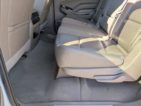 Used 2019 GMC Yukon XL SLT w/ Open Road Package image 19