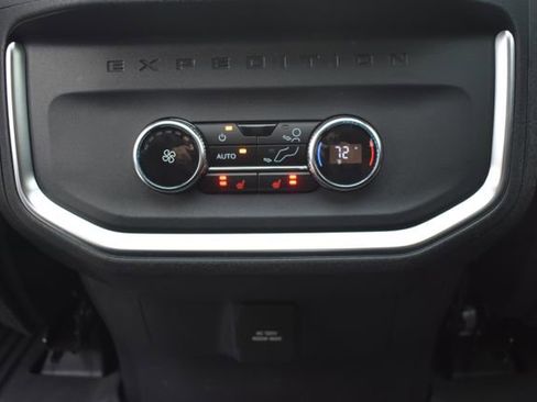 Used 2025 Ford Expedition King Ranch AWD/4WD image 41