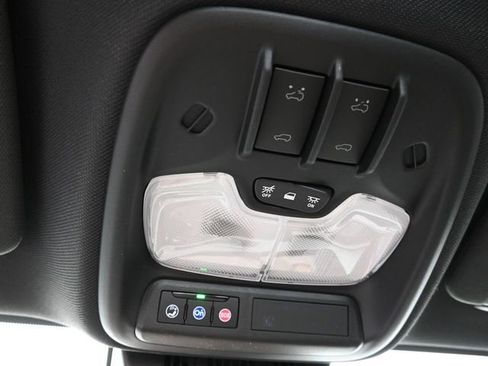 New 2026 Chevrolet Colorado ZR2 w/ Technology Package AWD/4WD image 37