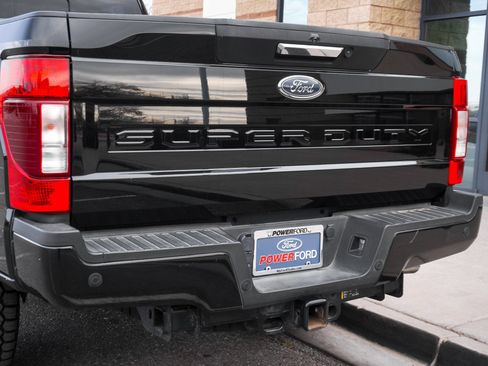 Used 2022 Ford F350 Lariat image 19