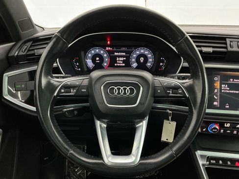 Used 2020 Audi Q3 2.0T Premium AWD/4WD image 32