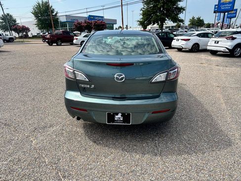 Used 2013 MAZDA MAZDA3 i SV w/ Convenience Pkg FWD image 32