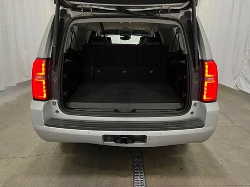 Used 2018 Chevrolet Suburban LT AWD/4WD image 12