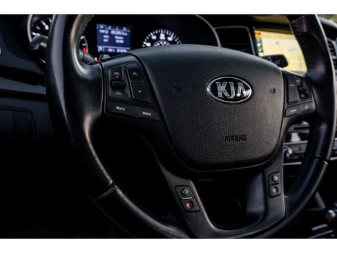 Used 2015 Kia Cadenza Premium image 28