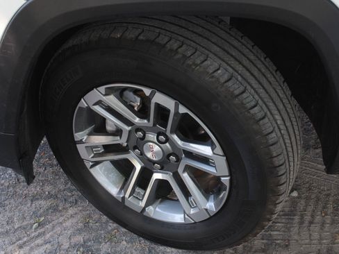 Used 2026 GMC Terrain Elevation AWD/4WD image 19
