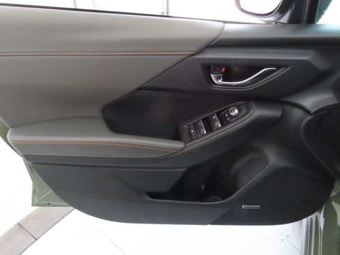 Certified 2025 Subaru Crosstrek 2.5i Limited w/ Crosstrek Mirror Package image 12