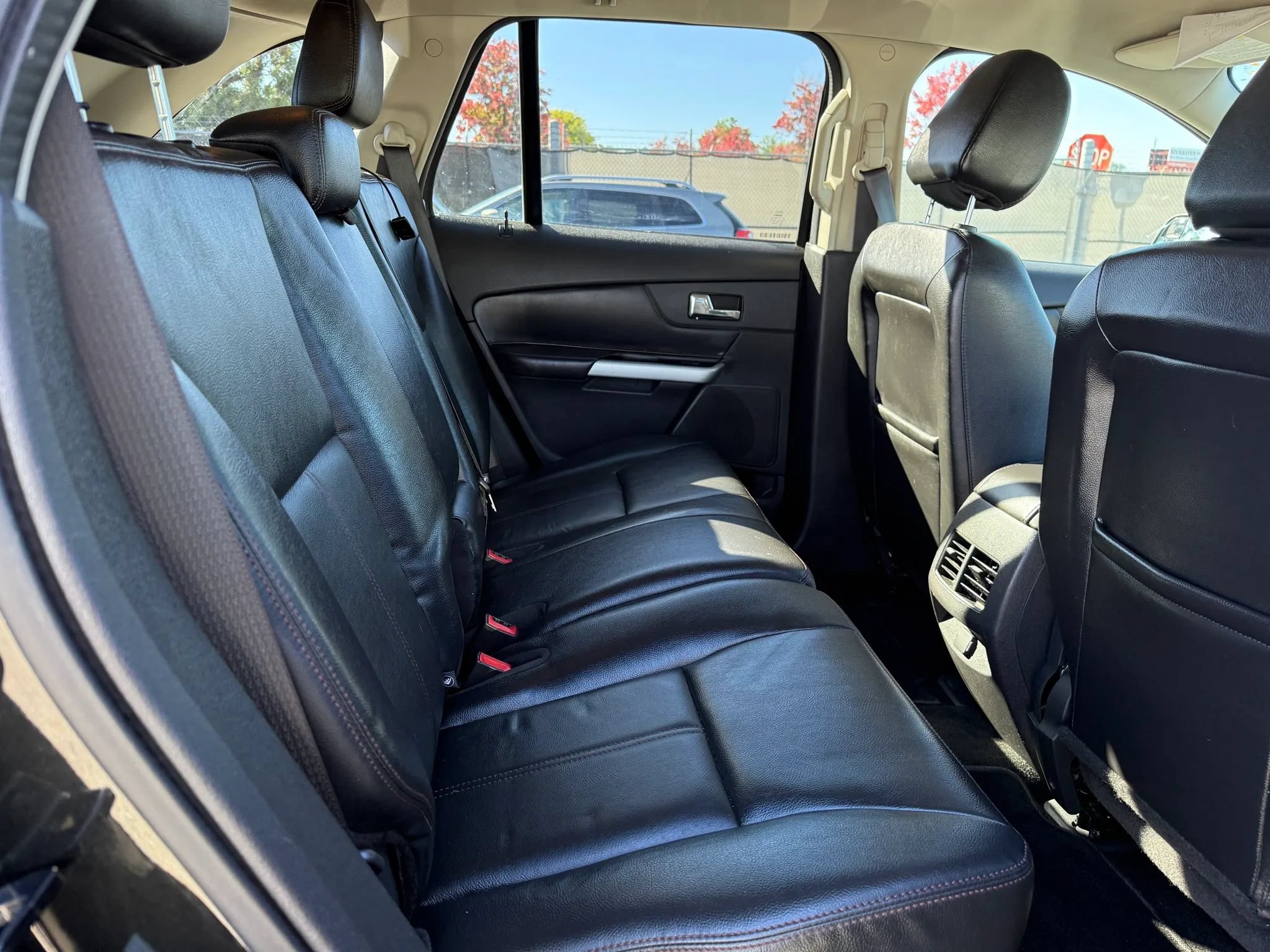 Used 2014 Ford Edge SEL w/ Equipment Group 205A AWD/4WD image 20