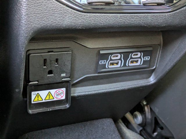 Used 2022 Jeep Grand Cherokee L Laredo w/ Luxury Tech Group I RWD image 17