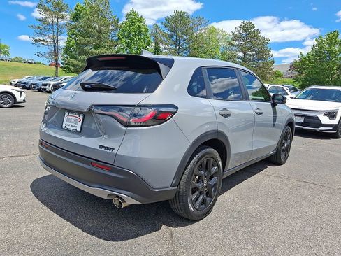 Used 2024 Honda HR-V Sport image 17