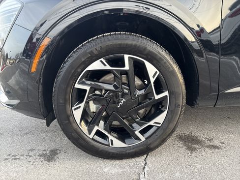 Used 2024 Kia Sportage SX image 11