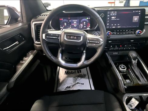 Used 2024 GMC Canyon Elevation w/ Convenience Package image 17