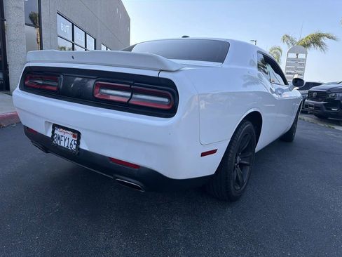 Used 2018 Dodge Challenger SXT RWD image 13
