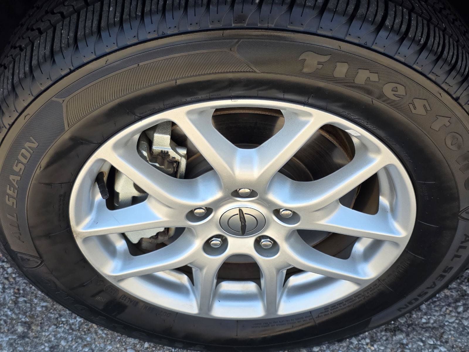 Used 2022 Chrysler Pacifica Touring-L FWD image 38