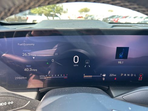 Used 2025 Buick Enclave Avenir w/ Trailering Package, 5000 lbs. image 16