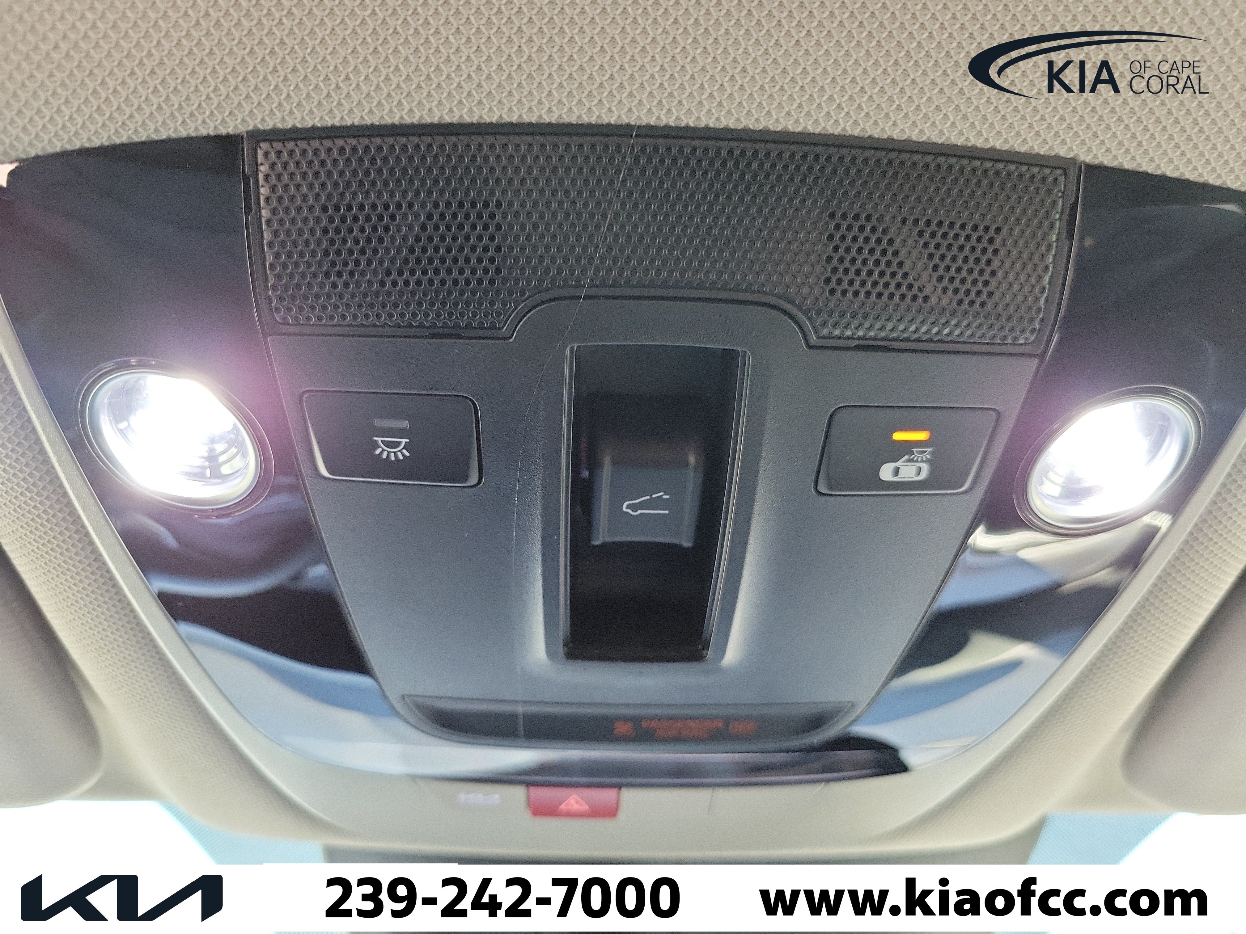 Certified 2024 Kia Sorento S w/ Panoramic Sunroof Package FWD image 28