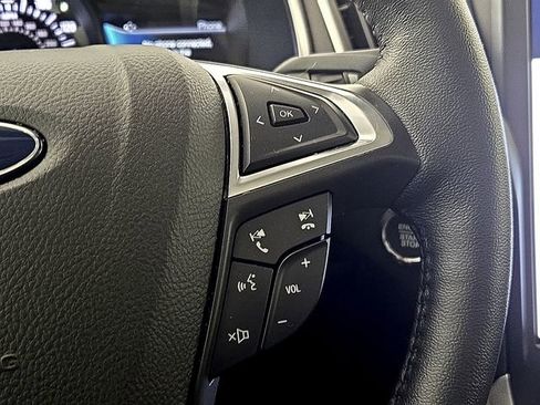 Certified 2021 Ford Edge Titanium image 23