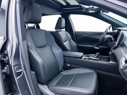 Used 2023 Lexus RX 350 Premium image 34